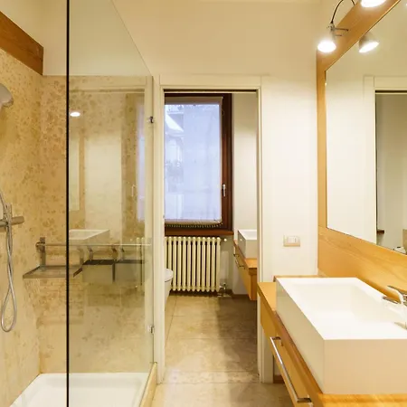 Elegante Residenza Satiro - Domus