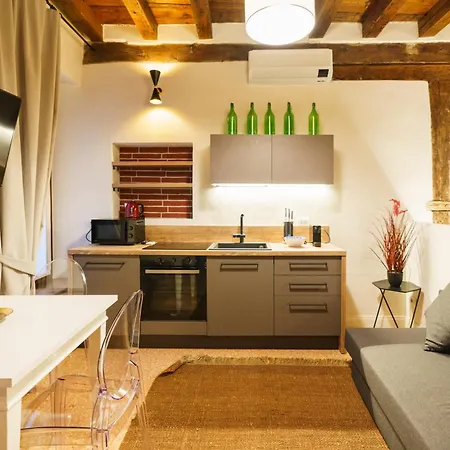 Appartement Elegante Residenza Satiro - Domus *