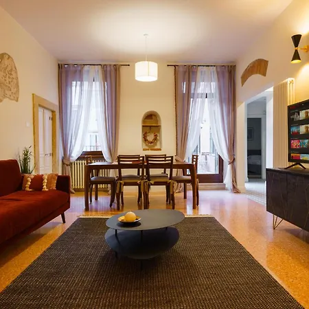Appartement Elegante Residenza Satiro - Domus